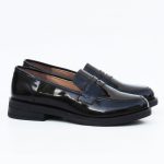 Mocassins College en cuir vernis femmes M01