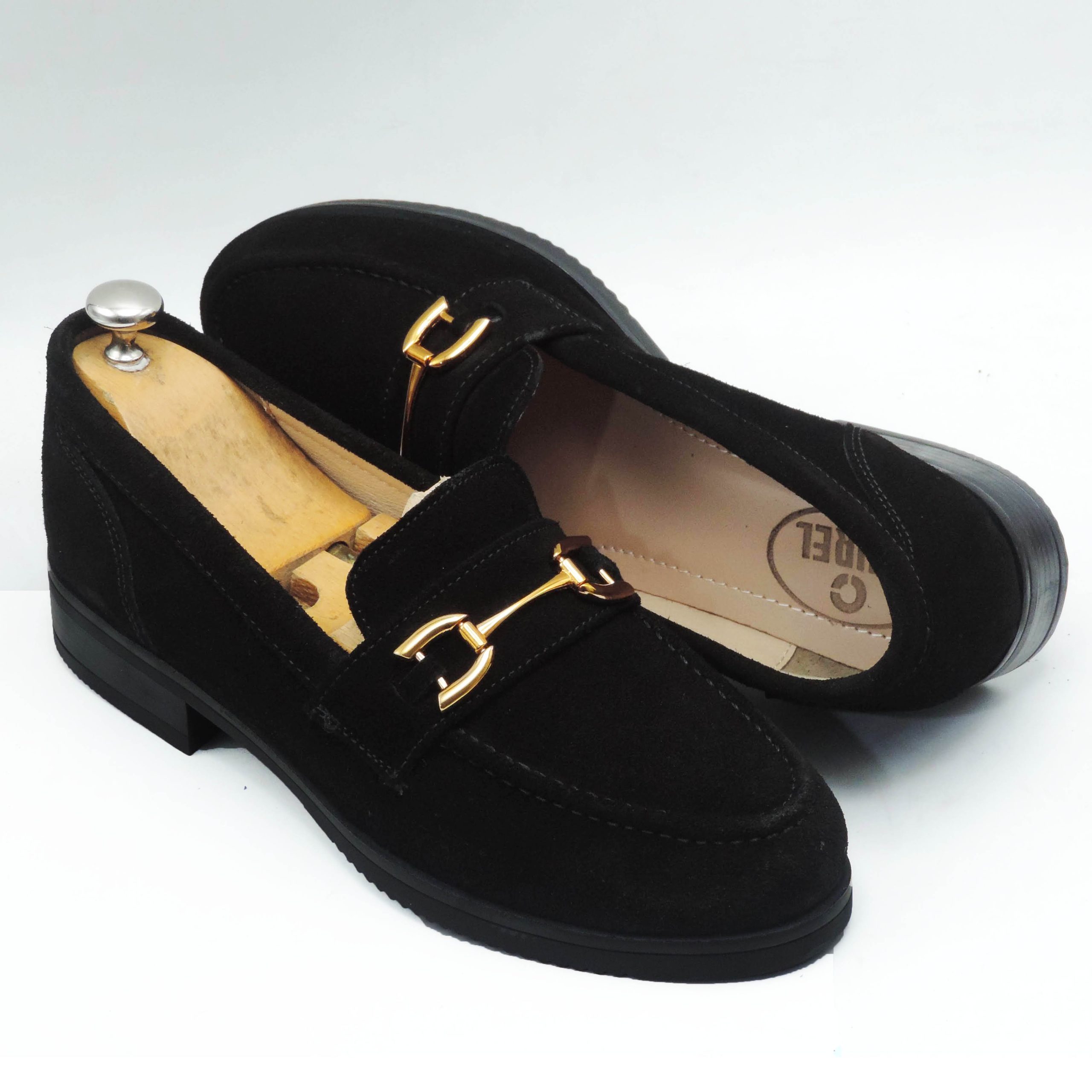 Mocassins à boucle en daim noir femmes MB0454