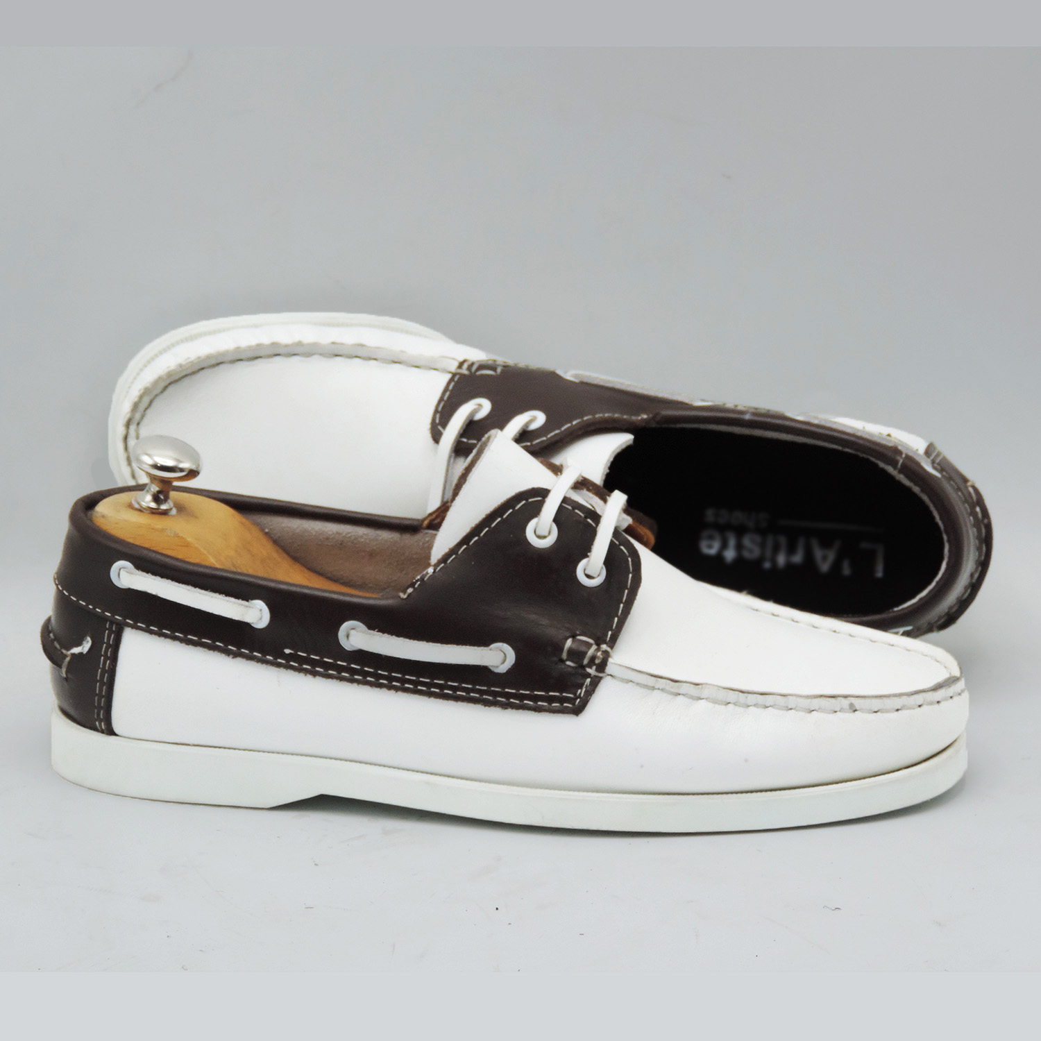 Chaussures Bateau en cuir blanc et marron
