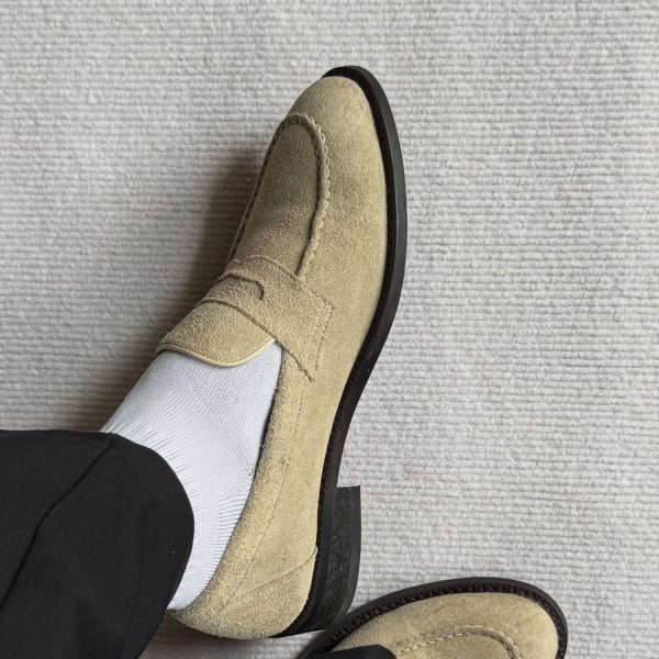 Chaussures college en daim beige KD548