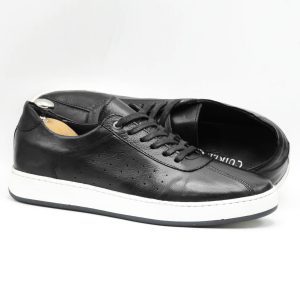 Basket en cuir noir YB01